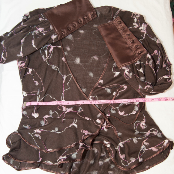 Louis Verdad Wool & Satin Wrap Peplum Blouse - Picture 7 of 8